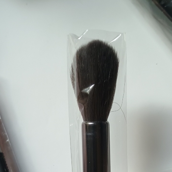 Black Makeup Brush Set - Picture 5 of 7